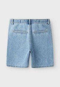 LMTD PLISSIERTE - Shorts vaqueros - medium blue denim