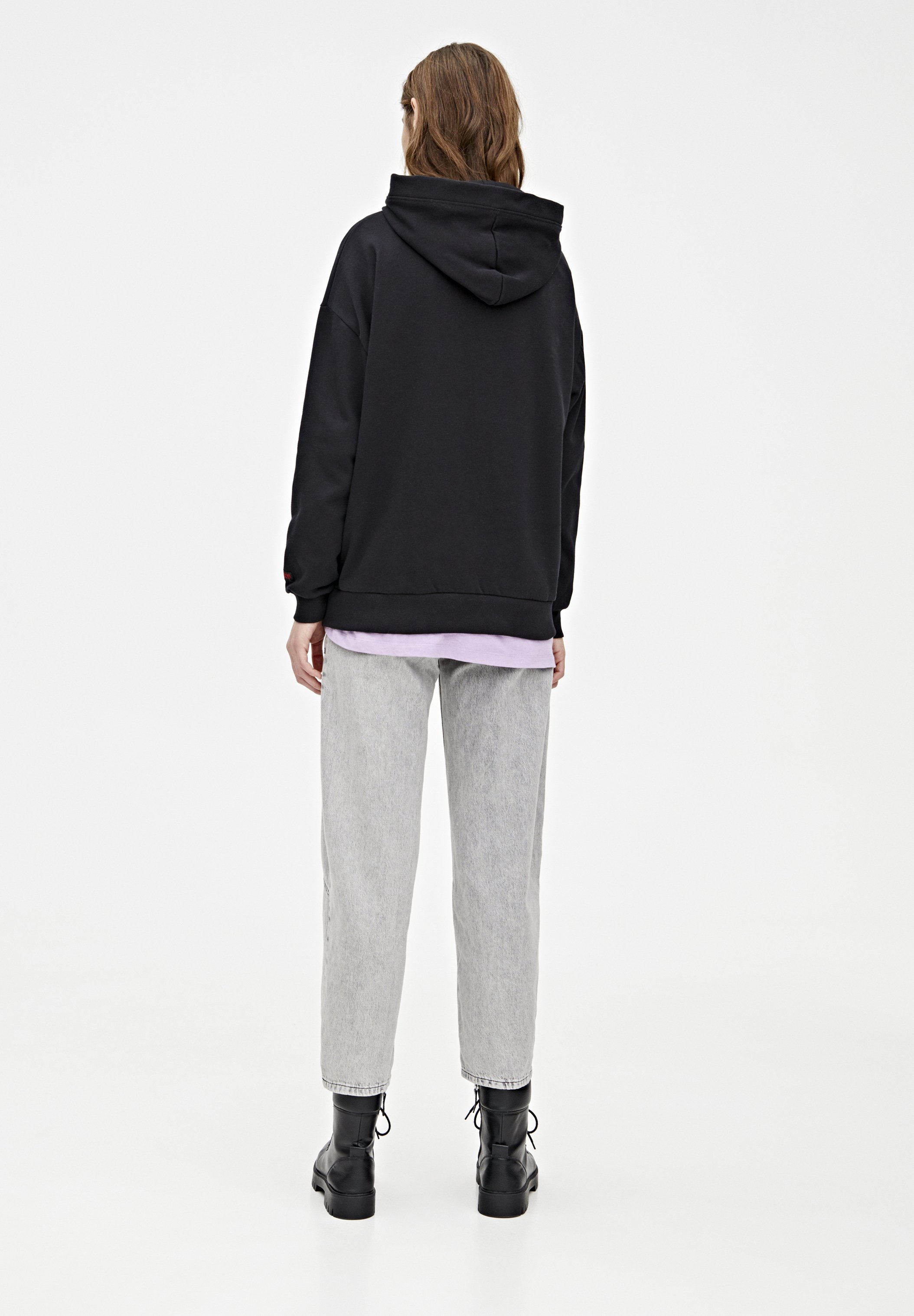 PULL&BEAR SWEATSHIRT STRANGER THINGS 3 ELEVEN 05596328 PULL&BEAR SWEATSHIRT STRANGER THINGS 3 ELEVEN 05596328