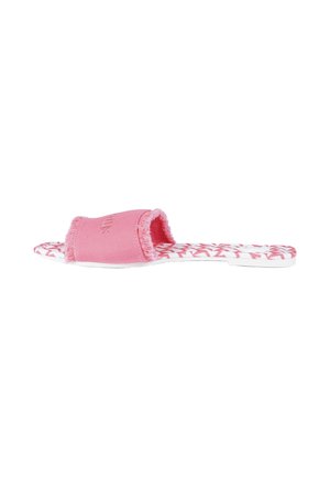 Sandalo rosa con punta aperta a calzata facile, con cinturino in tessuto sfrangiato e suola bianca decorata con motivi geometrici rosa.