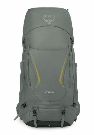Grijze Osprey Kyte 68 wandelrugzak met gele accenten, meerdere banden en gevoerde vakken, van voren getoond.