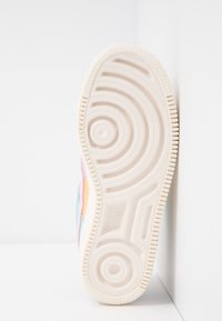 Nike Sportswear AF1 SHADOW - Tenisice - pale ivory/celestial gold/tropical twist