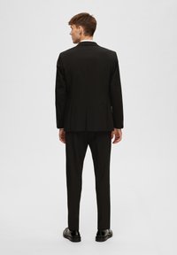 Selected Homme SLHSLIM-LIAM SUIT FLEX - Uzvalks - black