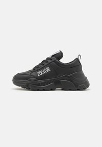 Versace Jeans Couture - FONDO SPEEDTRACK SHOES - Trainers - black Thumbnail Image 1