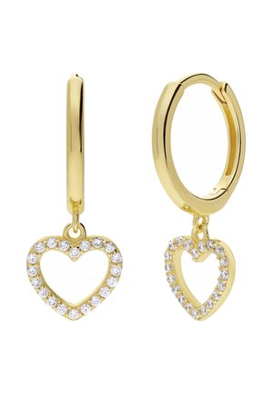 Gouden creolen met hangende open hartvormige bedels ingelegd met kleine heldere kristallen, weergegeven tegen een witte achtergrond.