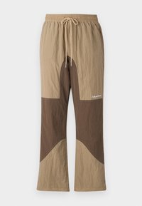 RIPSTOP PANELED - Nadrágok - brown