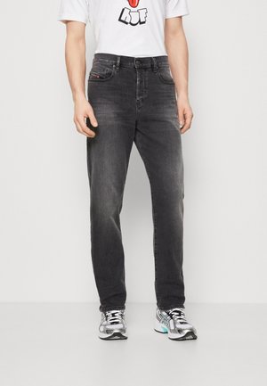Vaqueros rectos - black denim