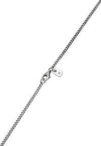 Sølv kædearmbånd med et slankt, sammenflettet design, der har en hummerlås og et lille skilt med en stjerneaccent.