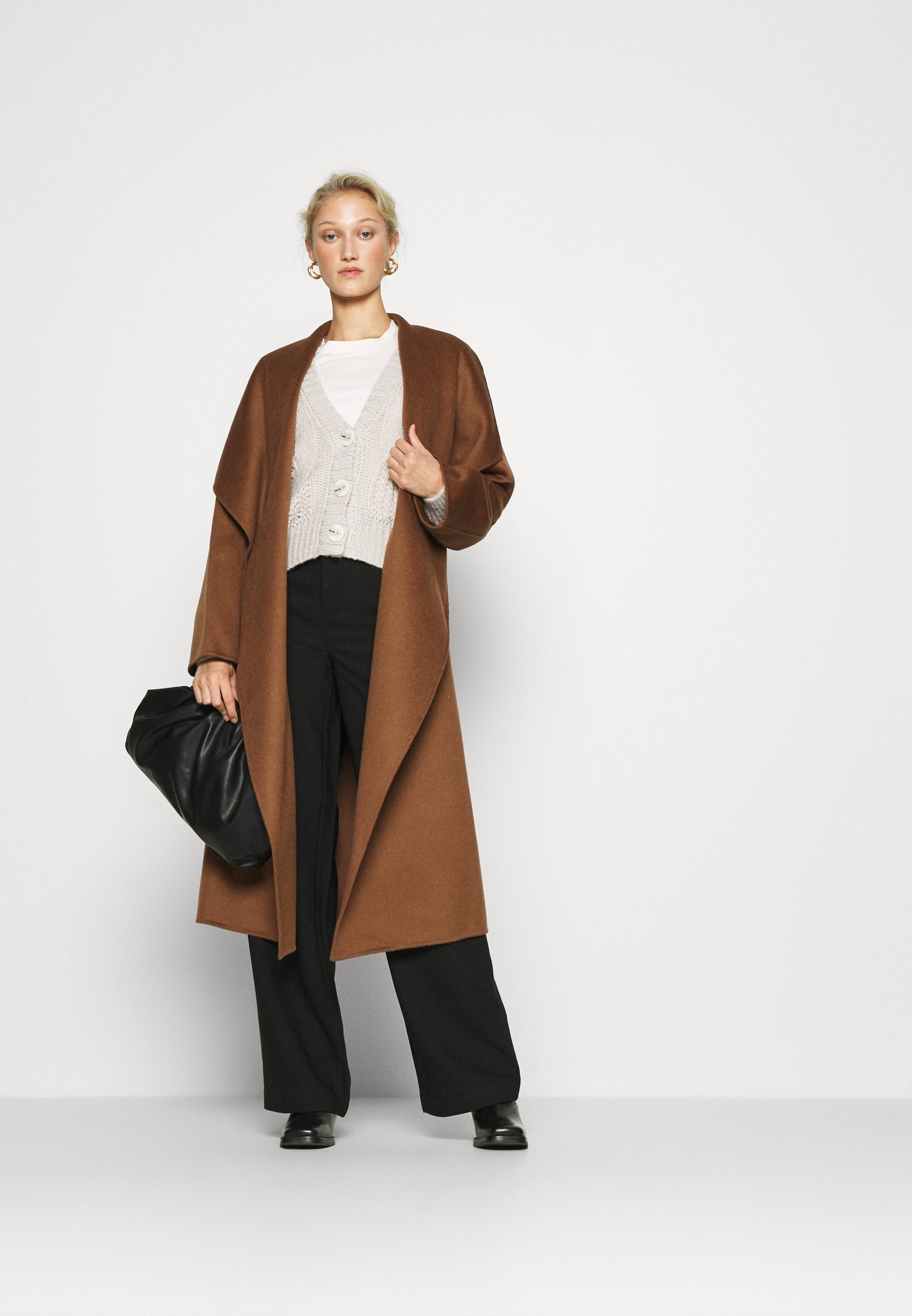 IVY & OAK BATHROBE COAT Kåpe frakk brown Zalando.no IVY & OAK BATHROBE Kåpe frakk camelkamel Zalando.no