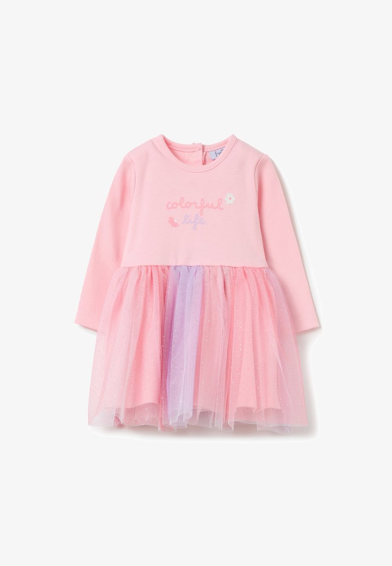 Abito rosa a maniche lunghe con parte superiore in cotone morbido, caratterizzato da una gonna a strati in tulle nei toni del rosa e del viola, decorata con glitter. Il testo recita "vita colorata."