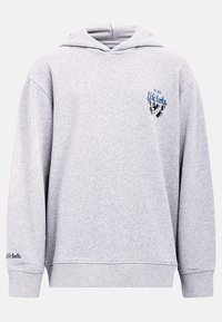 Felpa grigia con cappuccio realizzata in tessuto morbido; presenta un logo blu e nero sul petto, con polsini e orlo a coste.