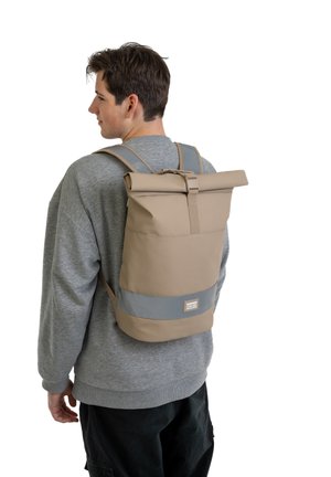 EVERY DAY ROLLTOP - Rucsac - sand