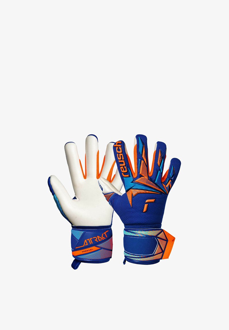 Guantes de portero con dedos de látex blanco, respaldo de malla azul y naranja, correas elásticas en la muñeca y un patrón geométrico en la palma.