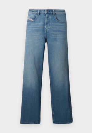 Vaaleansiniset farkut suoralla lahkeensuulla, viiden taskun mallilla ja hentoisella haalistuneella efektillä. Mukana painonappi- ja vetoketjukiinnitys.