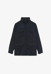 Nevybrané, dark navy