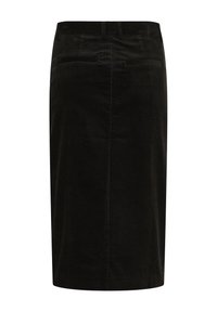 Jupe crayon en velours côtelé noir avec passants pour ceinture et deux poches passepoilées au dos, longueur genou, coupe droite.