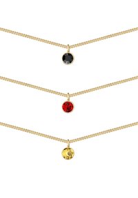 Tredubblad halsband i guldton med cirkulära ädelstenar: svart, röd och gul. Varje sten är inställd i en guldram på en tvinnad kedja.