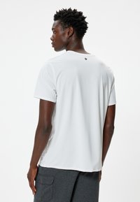 Koton SPORT  - Printtipaita - white