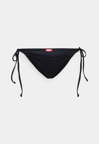 Μαύρο σλιπ μπικίνι με ρυθμιζόμενους κορδόνες στα πλάγια, φτιαγμένο από απαλό υλικό. Διαθέτει ένα μικρό κόκκινο λογότυπο "DIESEL" στο μπροστινό μέρος.