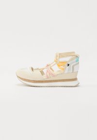 Selected, blanco