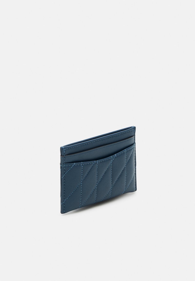 COACH ESSENTIAL CARD CASE WITH PILLOW QUILTING - Maks - dark blue