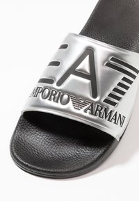 EA7 Emporio Armani VISIBILITY UNISEX czarny