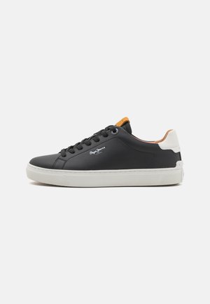 CAMDEN CLUB M - Trainers - black