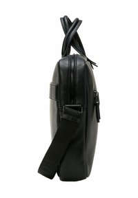 Schwarze Lederhandtasche mit strukturiertem Finish, Reißverschluss, verstellbarem Tragegurt und zwei Griffen oben. Seitentasche sichtbar.