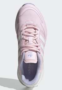 adidas Originals Treniņu apavi - pink
