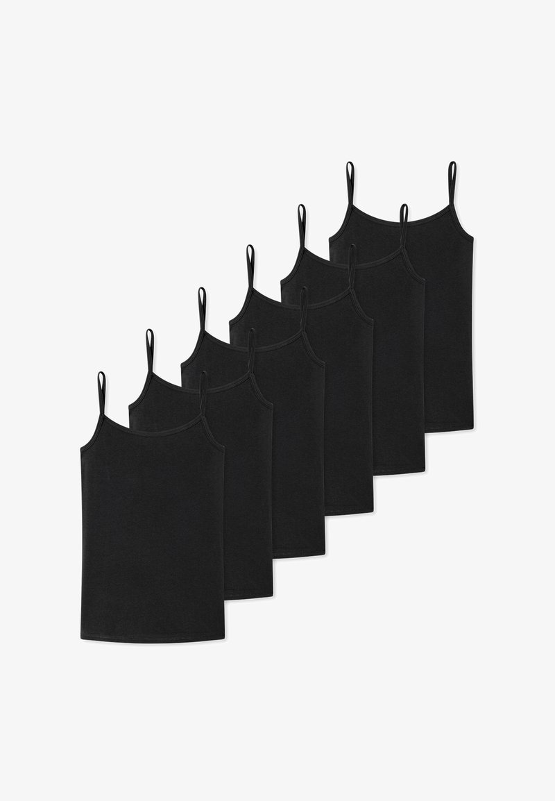 Czarne koszulki na cienkich ramiączkach, o jednolitym kształcie i wzorze. Materiał wydaje się miękki w dotyku i gładki. Zestaw zawiera siedem identycznych sztuk.