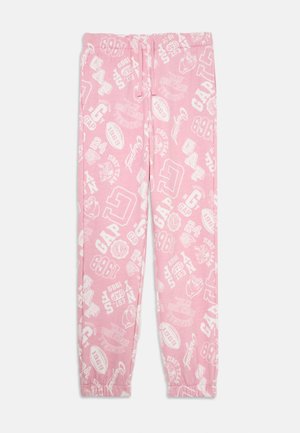 Pantaloni sportivi rosa realizzati in tessuto morbido, con una stampa grafica ripetuta che presenta vari numeri e loghi bianchi. Vita elastica con cordino.