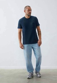 Pier One T-paita - dark blue
