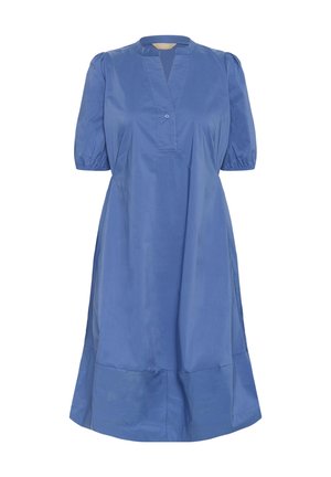 Rochie din bumbac albastru, cu mâneci scurte tip puff, decolteu în V, un nasture la guler și o siluetă fluidă în formă de A. Textură netedă.