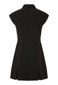 Vestido preto com gola, mangas curtas tipo cap, e silhueta evasé. Apresenta duas fendas laterais para um movimento adicional. Tecido liso.