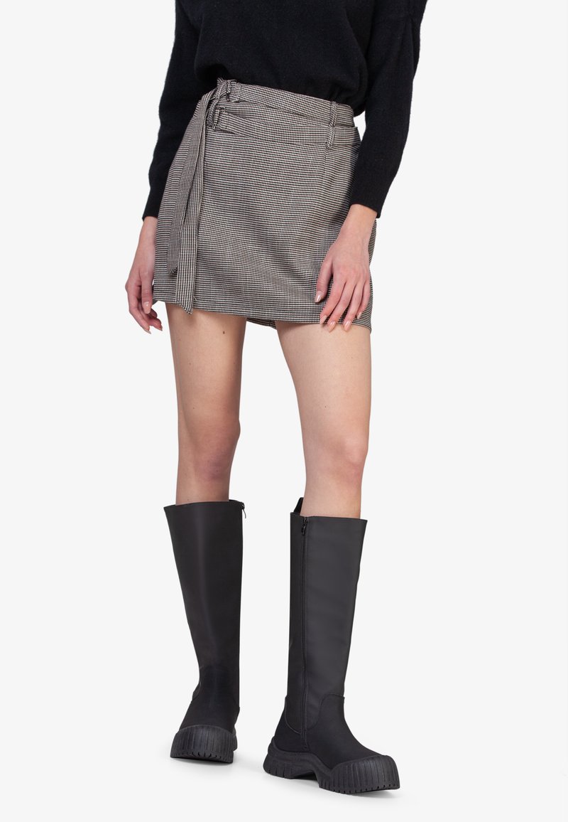 Miriade JOVA - Botas con plataforma - nero