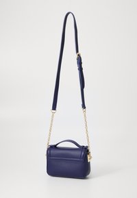 Love Moschino CHAIN DETAIL - Borsa a mano - blue