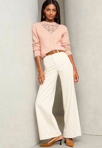 Lipsy YOLK CABLE-REGULAR FIT - Džemperis - pink