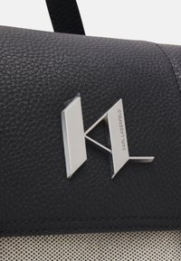 KARL LAGERFELD PLAK BACKPACK - Nahrbtnik - black