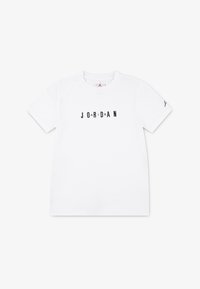 Nem kiválasztott, white