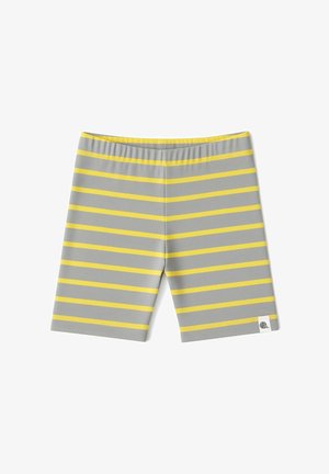 Szare spodenki kąpielowe z poziomymi żółtymi paskami i małą białą metką z logo na dolnej prawej nogawce.