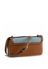 Borsa a tracolla in pelle marrone con sezione superiore in tessuto blu decorato, dettagliata da cuciture bianche e una tracolla regolabile.