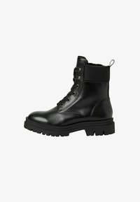 Valitud, black