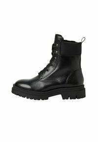 Platform bokacsizmák - black