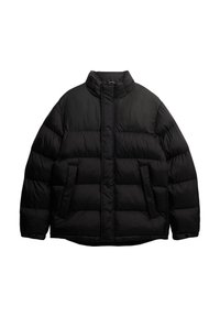 Chaqueta acolchada negra, con cremallera frontal, cuello alto, diseño acolchado con secciones acolchadas, dos bolsillos laterales, material ligero.