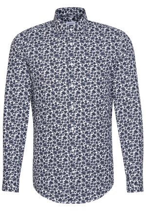 Chemise blanche à manches longues boutonnée, avec un motif floral feuillu bleu marine et un col classique.