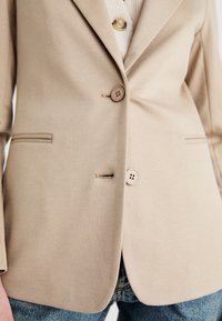 VILA VISAGA - Blejzr - silver mink