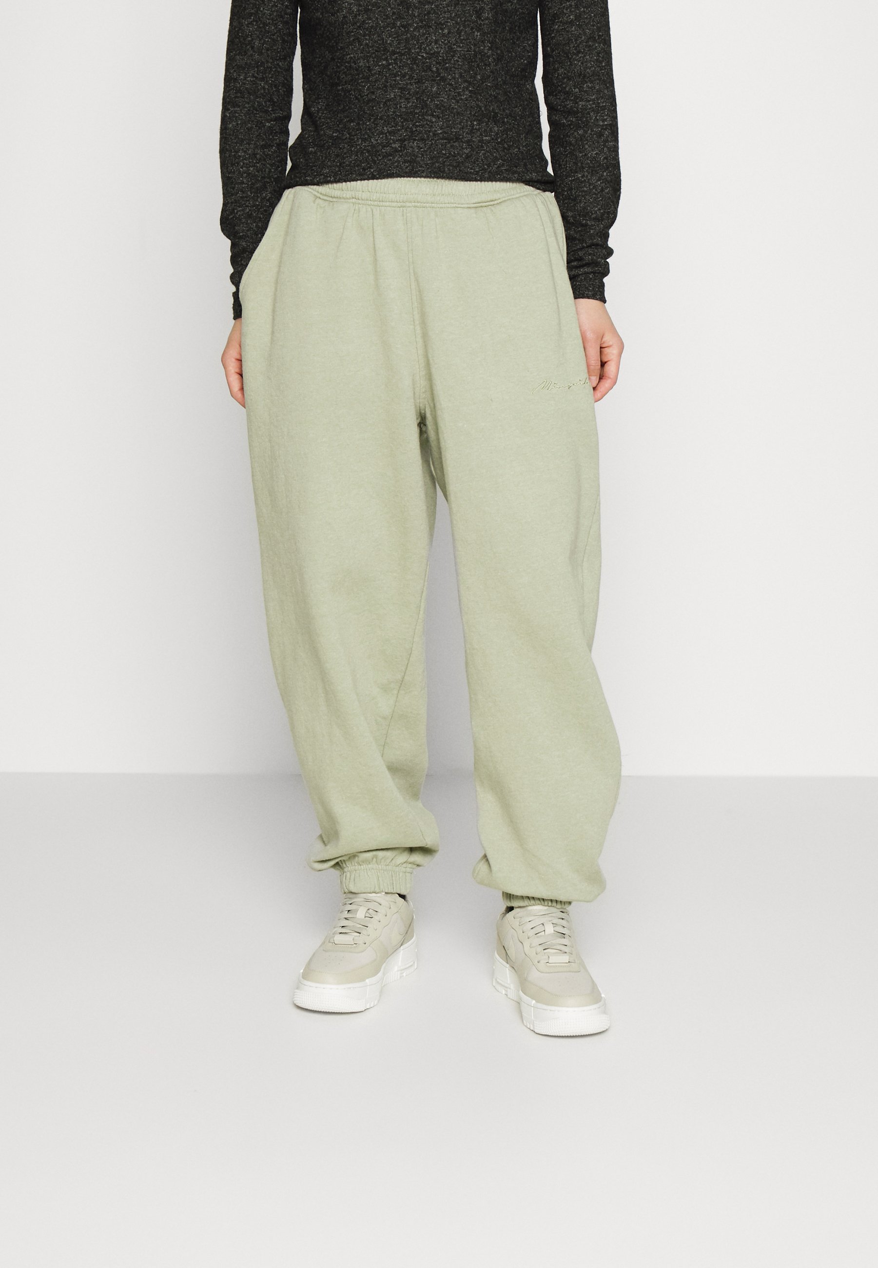 missguided petite sweatpants