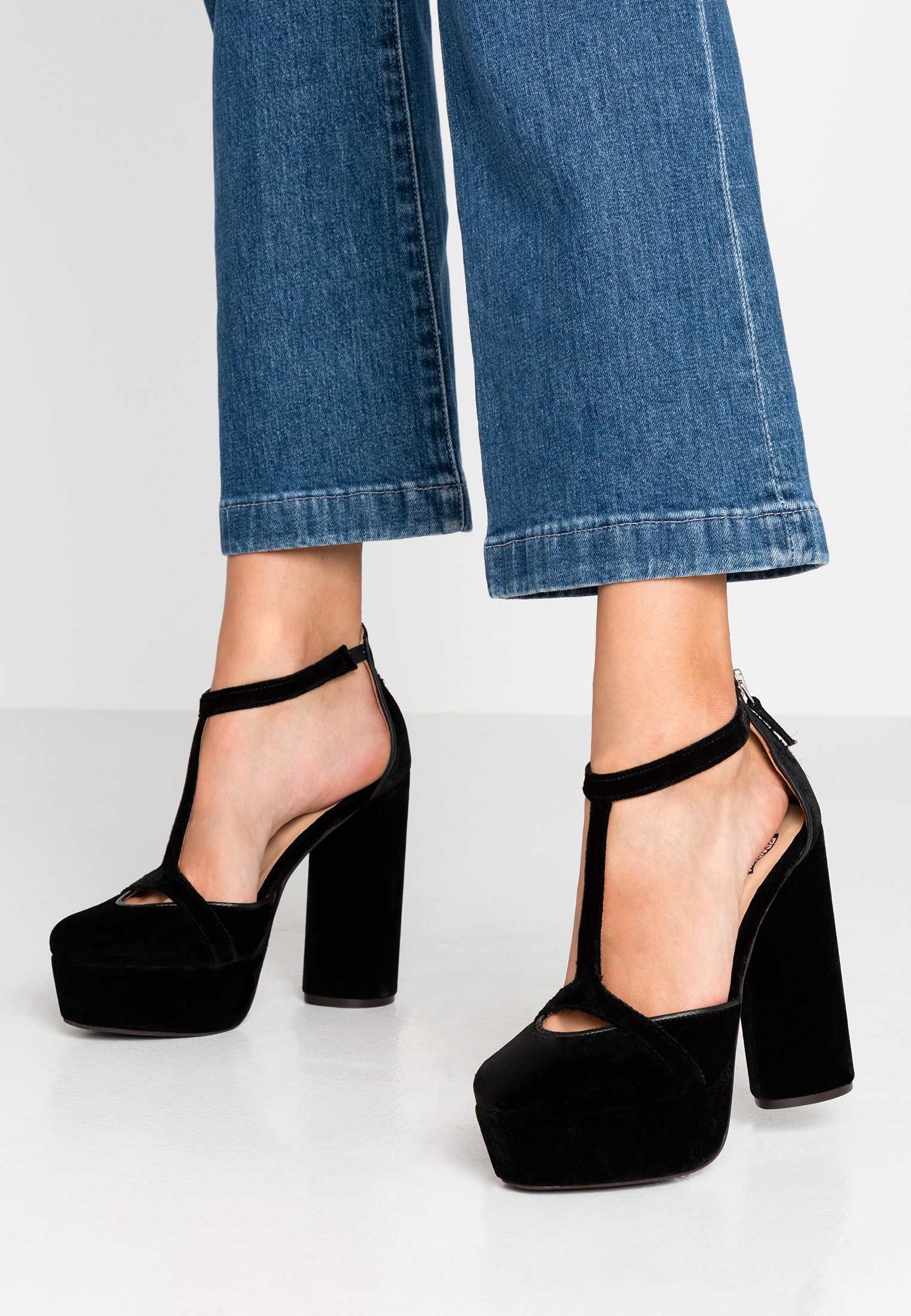 tommy hilfiger mary jane shoes