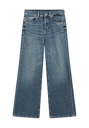 Jeans denim blu a gamba larga con chiusura frontale a bottoni e zip, tasche davanti e dietro, mostrati distesi su sfondo bianco.