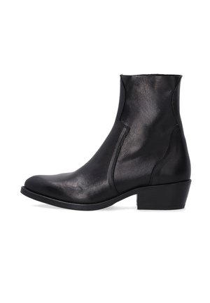 Kotníkové boty - black