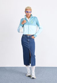 Nike Sportswear Tréning dzseki - denim turq/glacier blue/sail